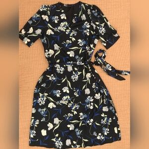 Ann Taylor Blue and White Floral Pattern Wrap Dress